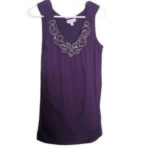 Liz Lange maternity sleeveless purple top